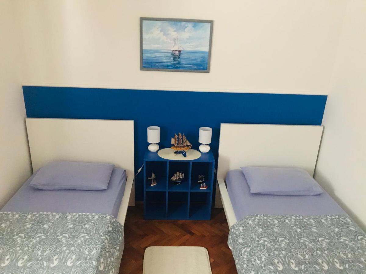 Lumar Holidays And Apartments Преко Экстерьер фото