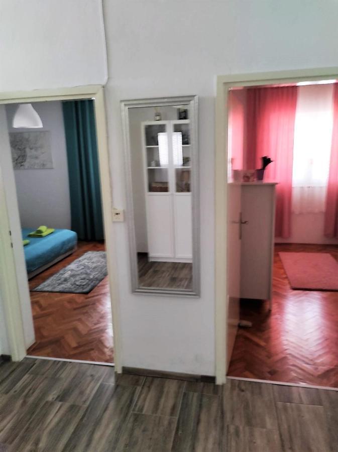 Lumar Holidays And Apartments Преко Экстерьер фото