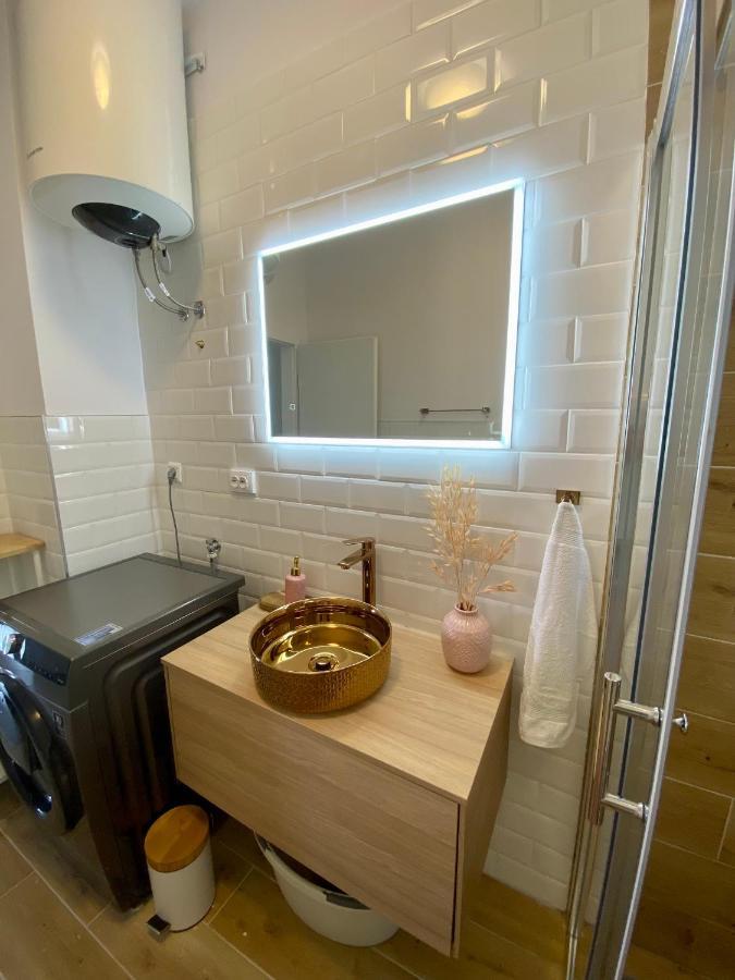 Lumar Holidays And Apartments Преко Экстерьер фото